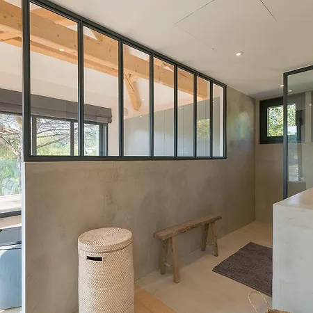 Villa 27