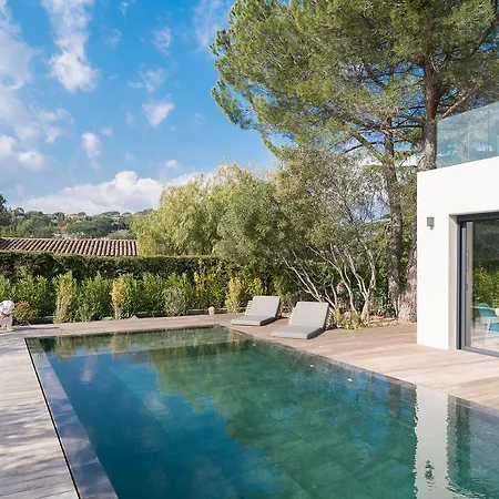 27 Saint-Tropez